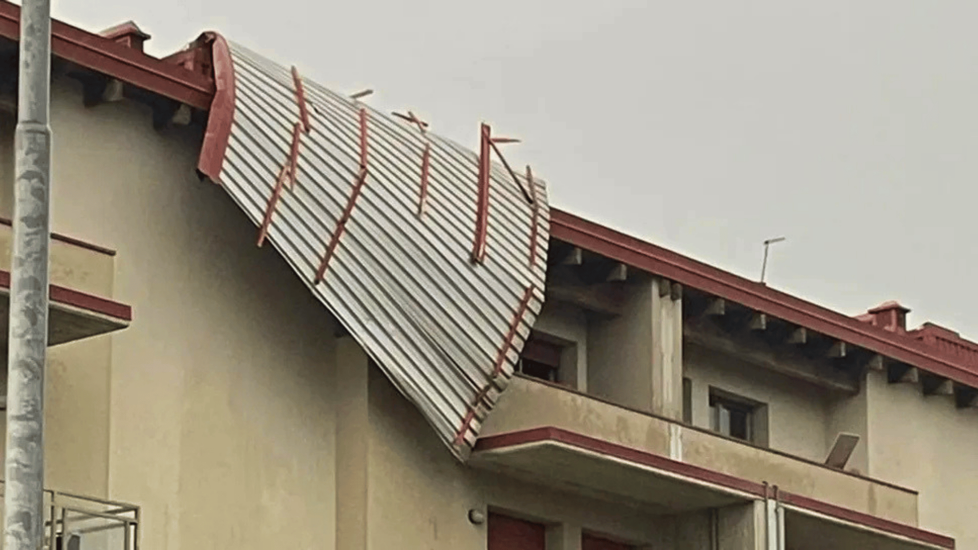 Cantiere reale rifacimento tetto 5
